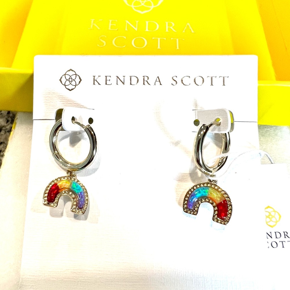 NWT Kendra Scott Rainbow Huggie Hoop Earrings RARE & Multi Opal Yellow Gold WOW! - Picture 6 of 9